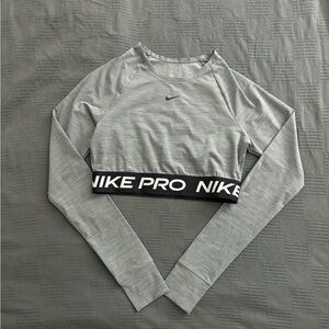 ✨NEW✨ Nike Pro Heather Gray Crop Top